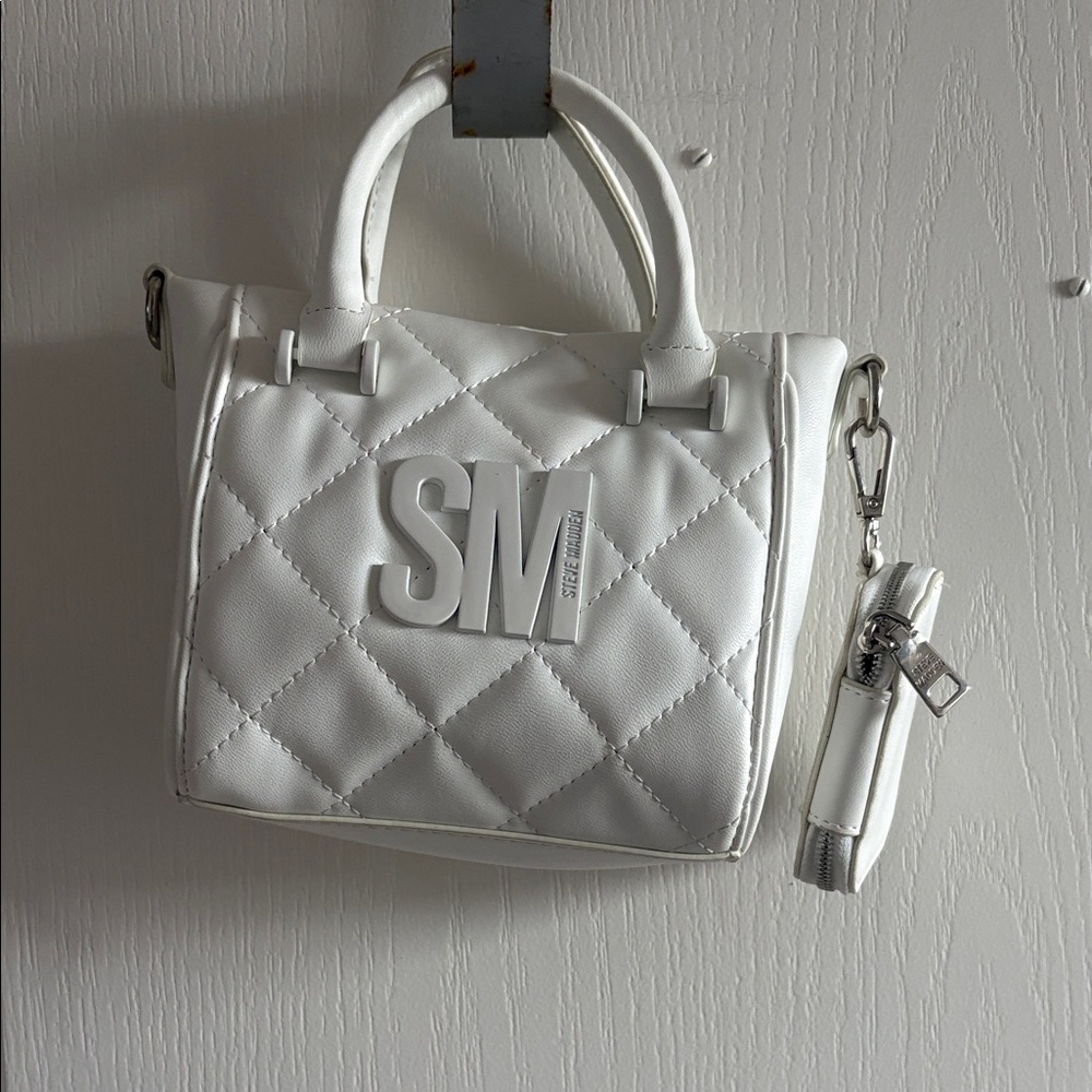Quilted White Handbag